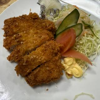 とんかつ定食(日多地 )