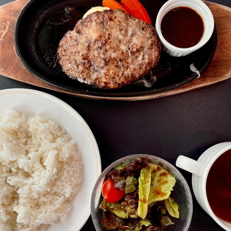 粗挽きハンバーグ(内原カントリー倶楽部　レストラン )