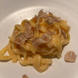 カーチェ•エ•ぺぺ　白トリフかけ(コンヴィヴィオ(Convivio))
