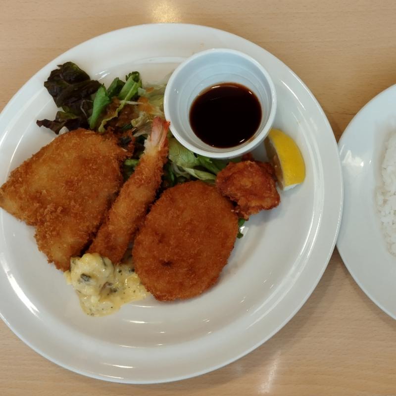 得トク セレクトランチ(選べるメイン)(ガスト 小菅店)