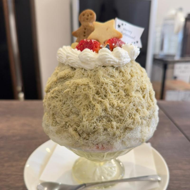 ピスタチオといちごのクリスマス(ハーフ)(nice&warm)