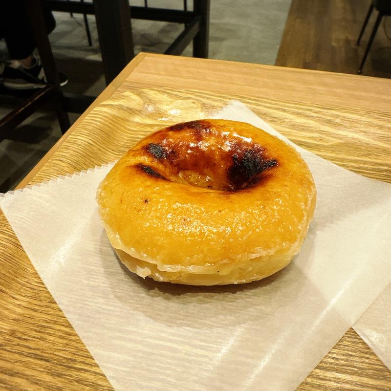 ブリュレグレーズドカスタード(クリスピー・クリーム・ドーナツ 有楽町イトシア店 （Krispy Kreme Doughnuts）)