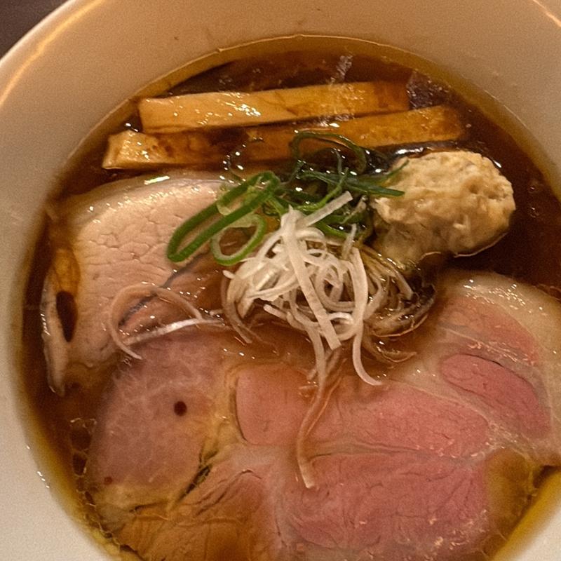 限定醤油ラーメン(らーめん与七)