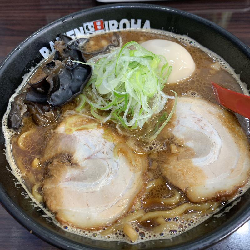 黒醤油とんこつ味玉(富山ブラックラーメン 麺家いろは 海老名ビナウォーク店)