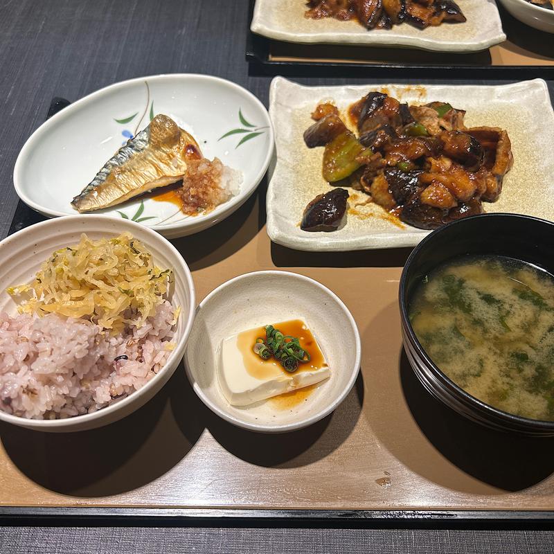 なす味噌と焼き魚の定食(やよい軒 川口店)