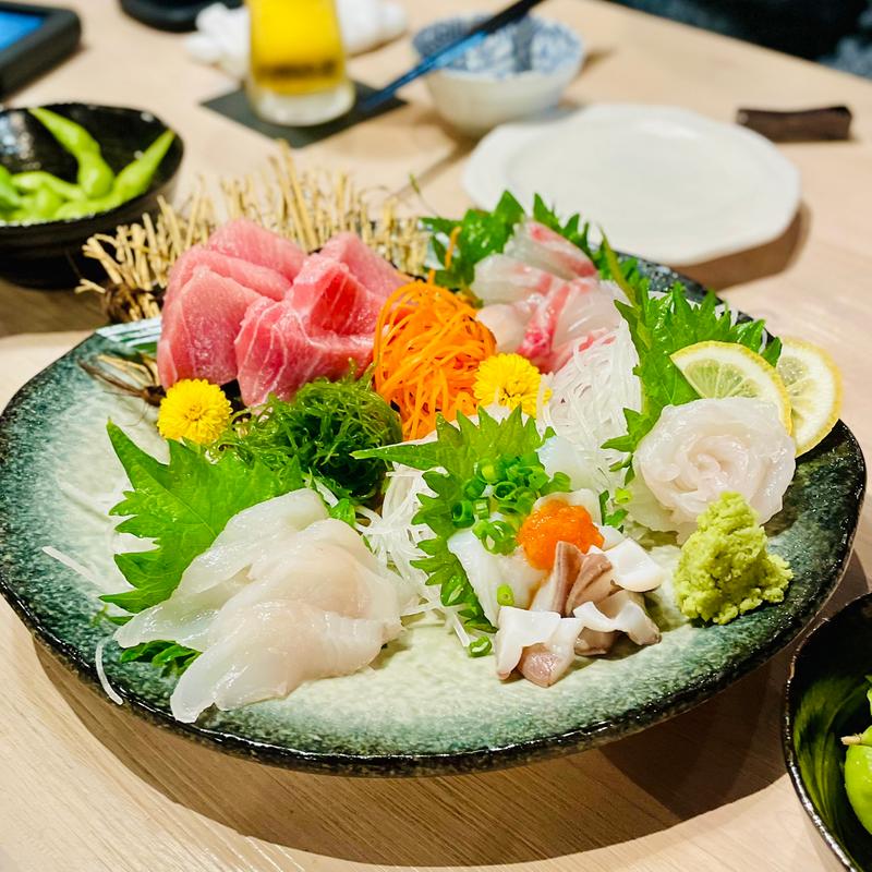 下田港直送　鮮魚5種盛り(居酒屋 写楽)