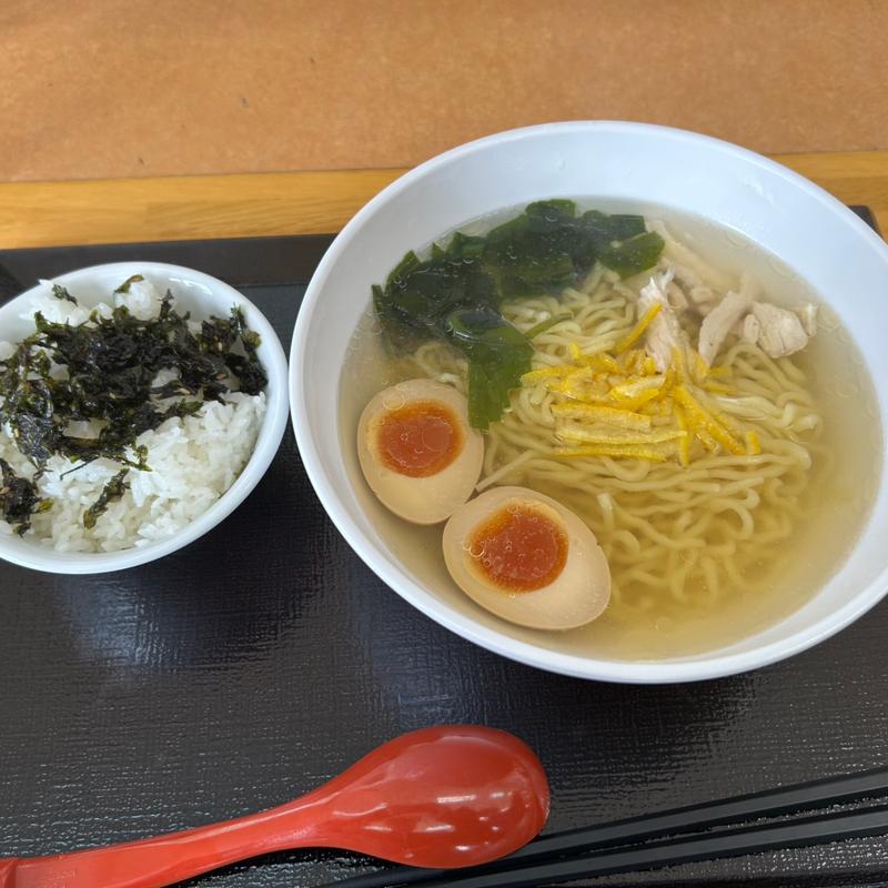 鯛だしゆず塩ラーメン　韓国のりご飯セット(くろさき茶屋 )