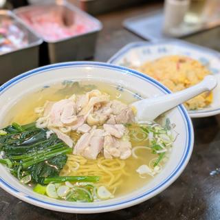 鶏そば＋半炒飯(桂林)