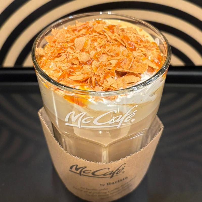 キャラメルブリュレラテ(マクドナルド 新潟万代店 )