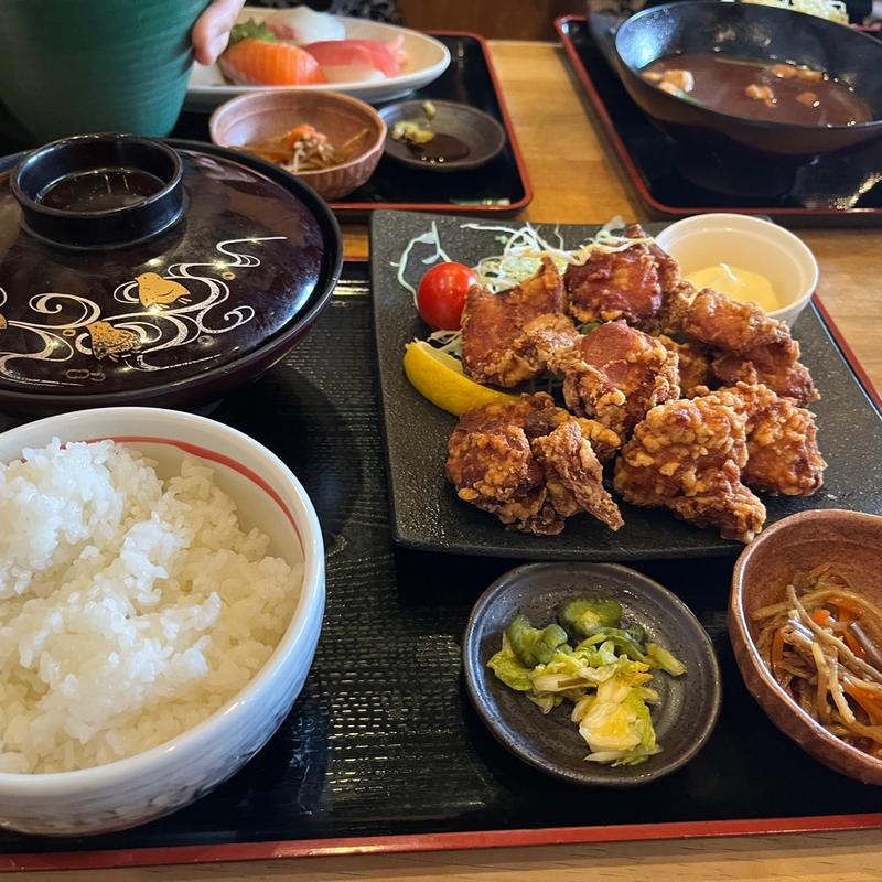 ランチ　から揚げ定食(海鮮れすとらん 魚輝水産 八尾南店)
