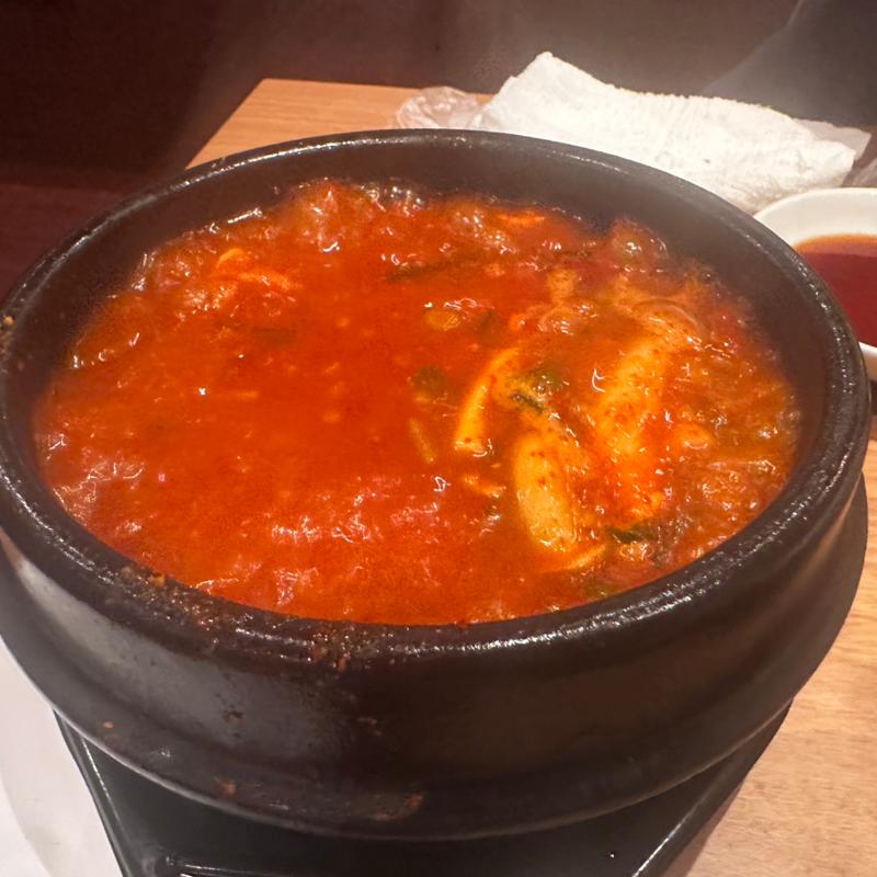 チゲスープ(焼肉　山河 亀有店 )