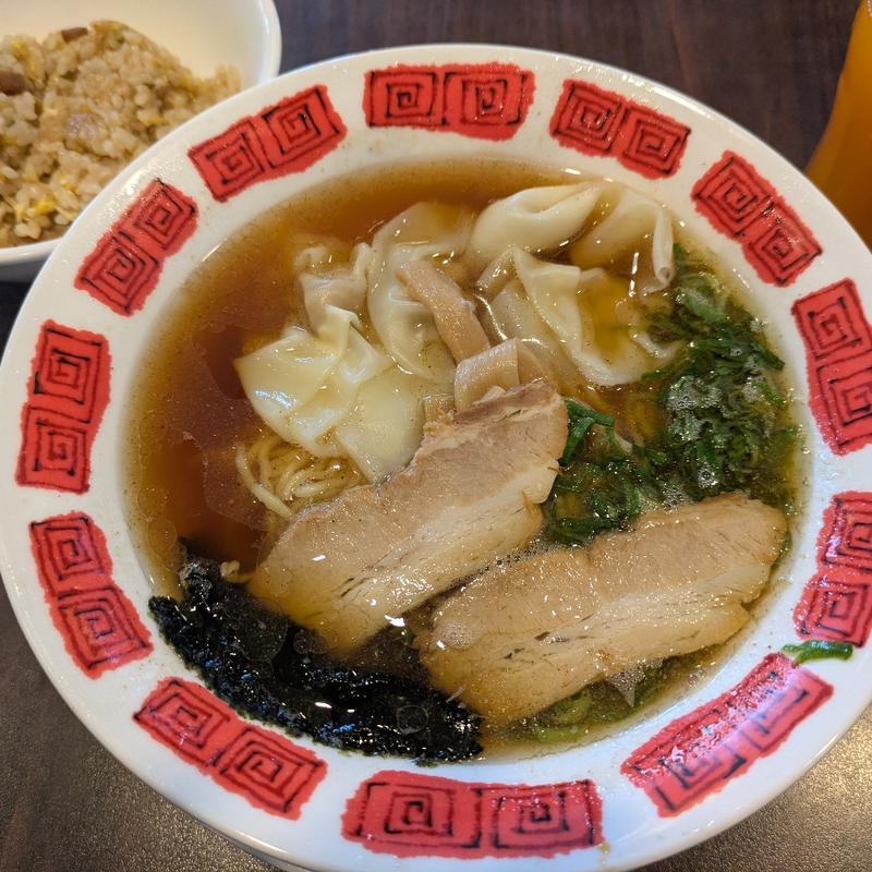 ワンタン麺(バーミヤン 碑文谷店)