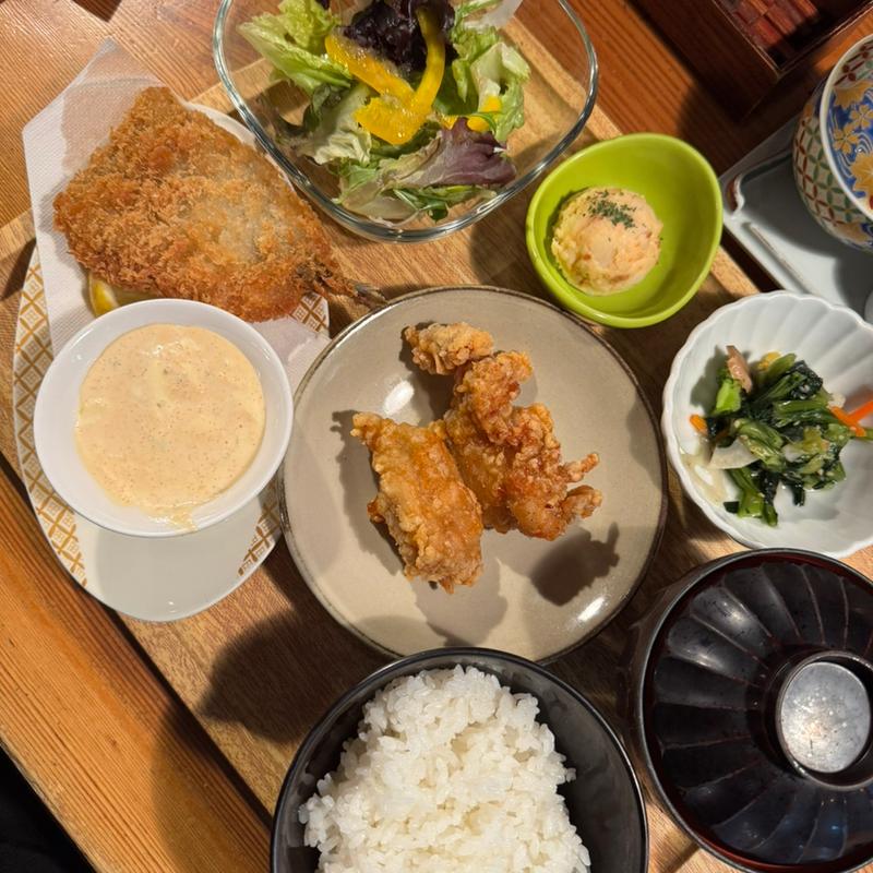 唐揚&アジフライ定食(博多もつ鍋やまや 新橋店)