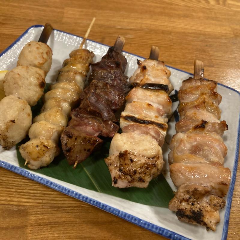 焼鳥盛合わせ（しお）(大衆酒蔵 鳥益 新小岩)