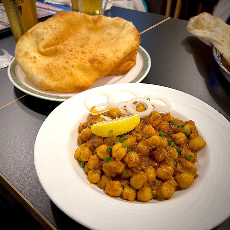 チョーレー・バトゥーレーセット(Tandoori Nights)