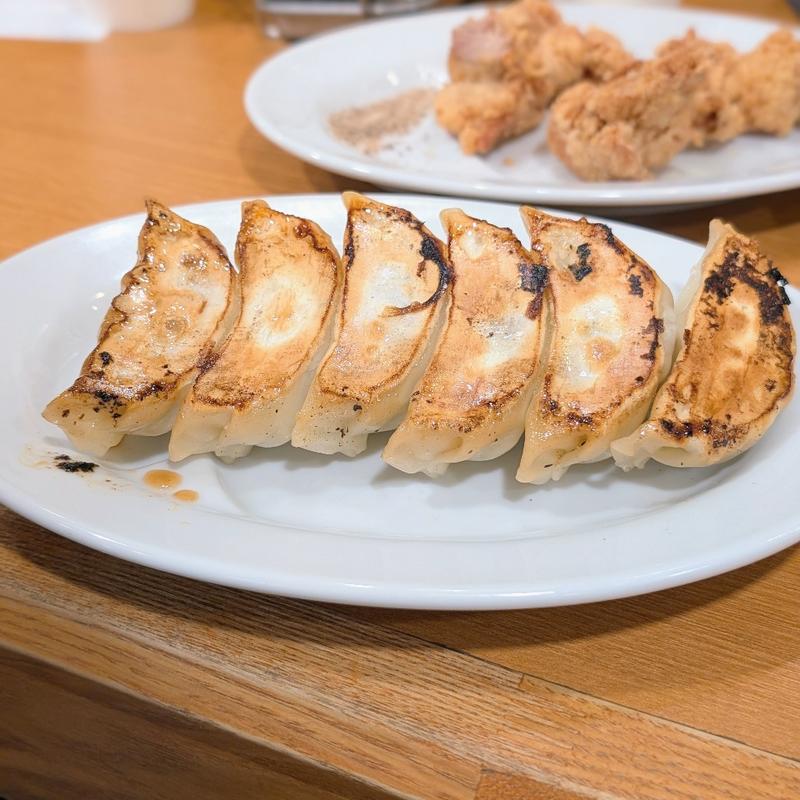 ギョウザ(トナリ 丸の内店 )