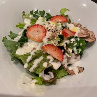 サラダ(シャングリラズシークレット 表参道店)