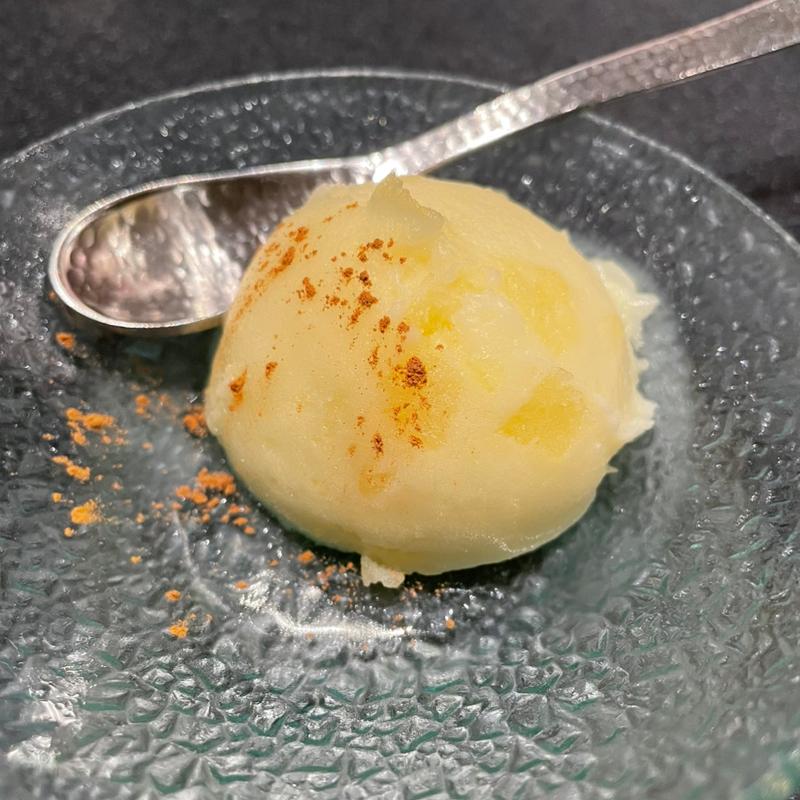 リンゴのアイス(シャングリラズシークレット 表参道店)