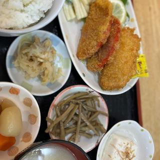 ハムカツ定食(ランチ・ボックス )