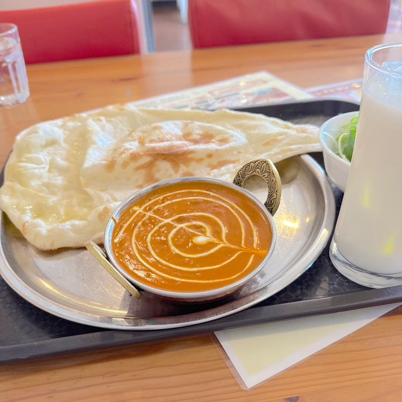 カレーセット　マサラベースマトンカレーとナン(インドレストラン&BARガウレ)