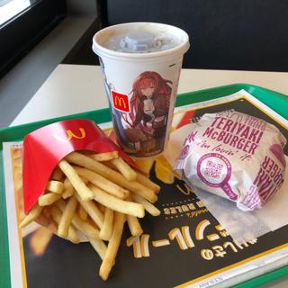 てりやきマックバーガーセット(マクドナルド １６号古谷店)