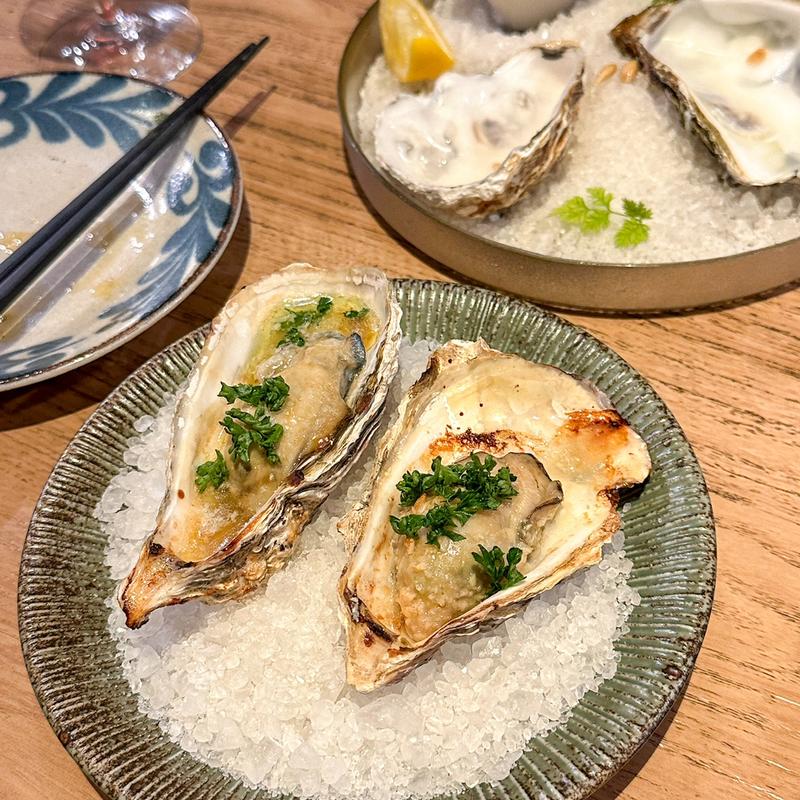 焼き牡蠣(イタリアン酒場 マリナラ)