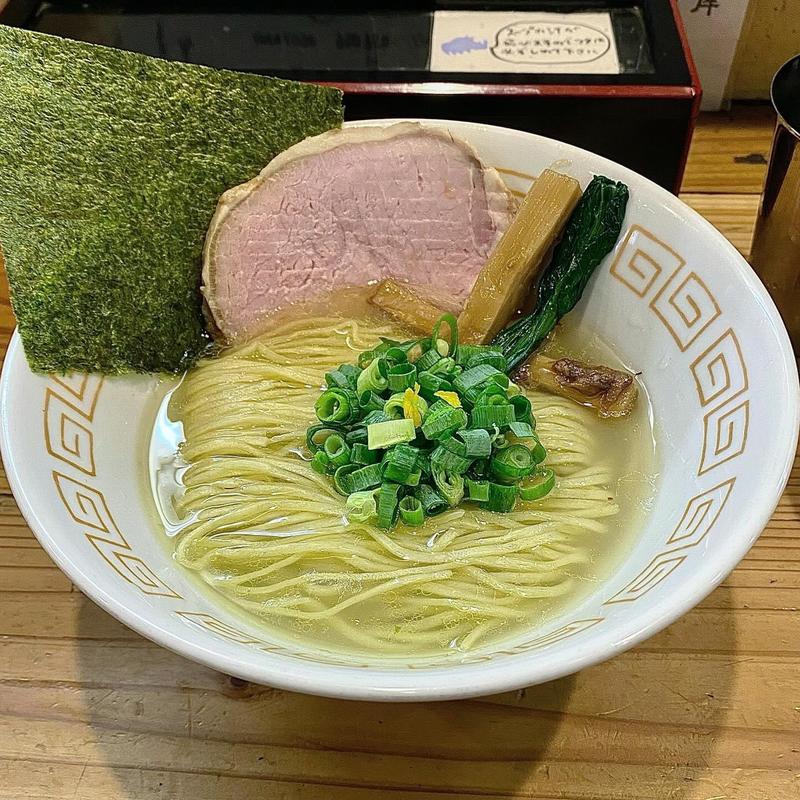 白二犀(極麺 青二犀 （ゴクメン アオニサイ）)