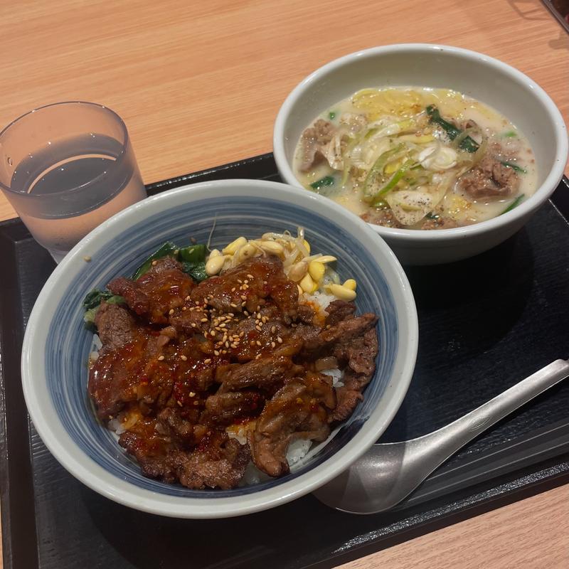 上カルビ丼(焼きたてのかるび 綾瀬駅東口店)
