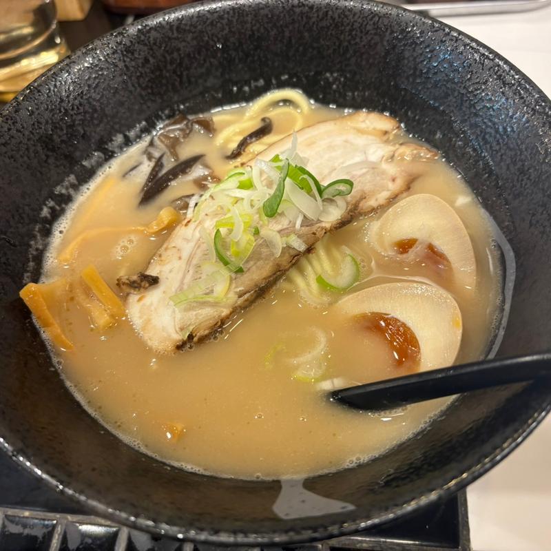 特製とんこつ(赤字らーめん 総本店 )