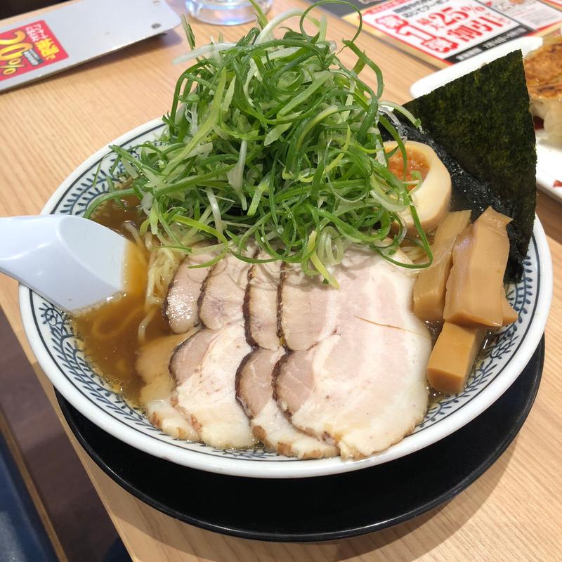 熟成醤油チャーシュー麺【大盛　ドッカンねぎ】(丸源ラーメン)