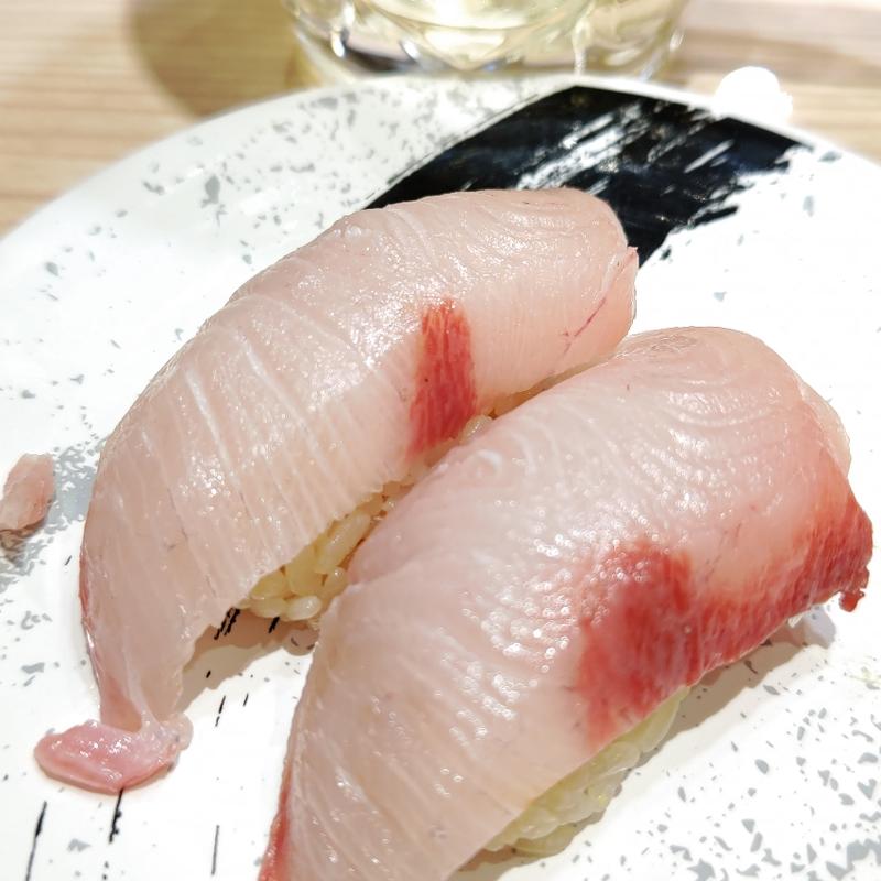 寒ぶり(回転寿司みさき イオンフードスタイル港南台店)