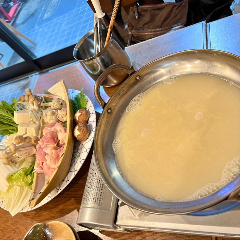 水炊き(鶏豚ダイニング 千鶏家 輝々)