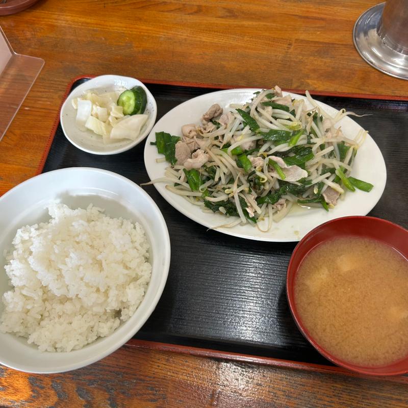 肉ニラ炒め定食(三光園)