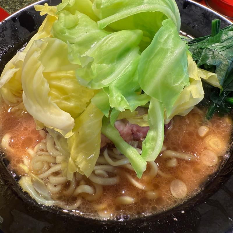 ラーメン中　キャベツ(横浜ラーメン 斎藤家 根岸店)