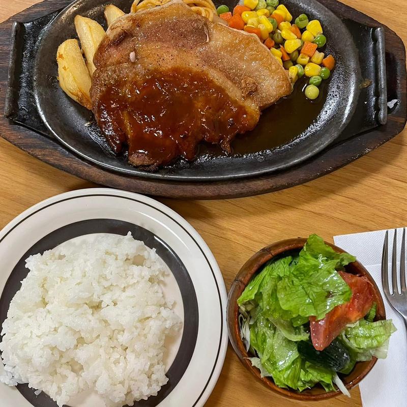 ポークソテー(ミツワグリル)