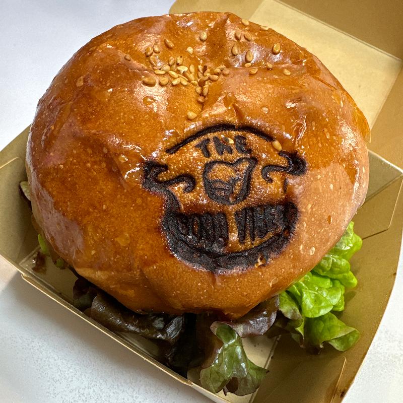 熟成肉チーズバーガー(THE GOOD VIBES)