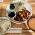 鶏の照り焼きランチ(創作ダイニング JA-KEY)