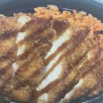 チキンカツとチキンライス(スーパー·キッド 新外店)