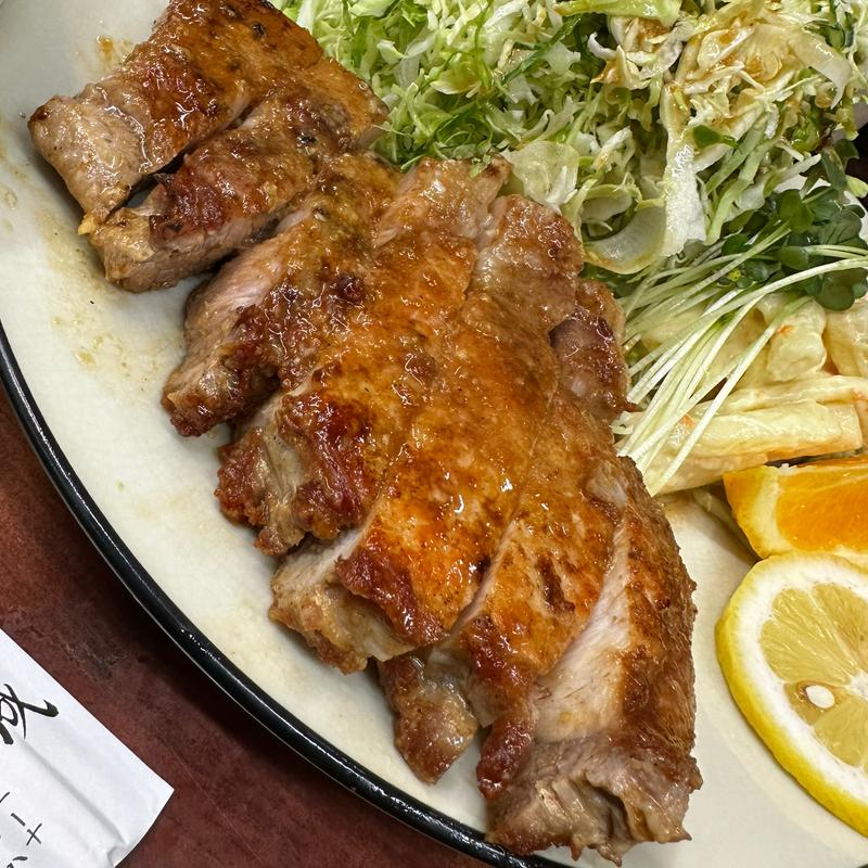 ポークソテー定食(とんかつ赤城)