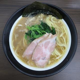 太麺ラーメン(豚骨醤油ラーメン 心 KOKORO)