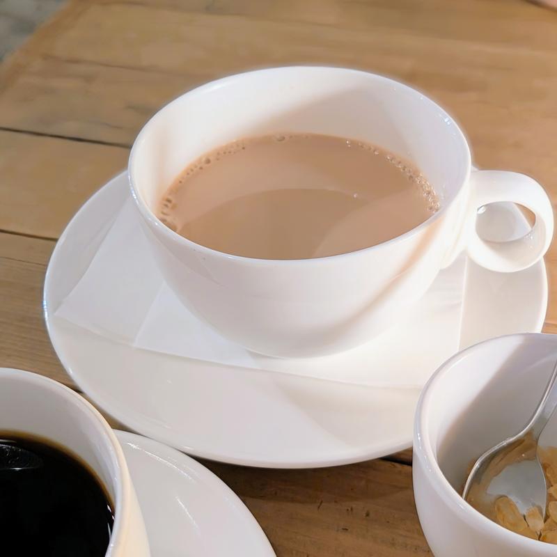 ミルク珈琲(驢馬とオレンジ)