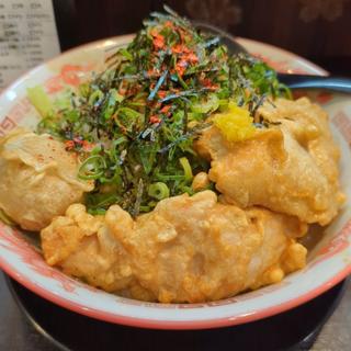 柚子胡椒とたまり醤油の鶏天辛油そば(麺屋きん次郎)