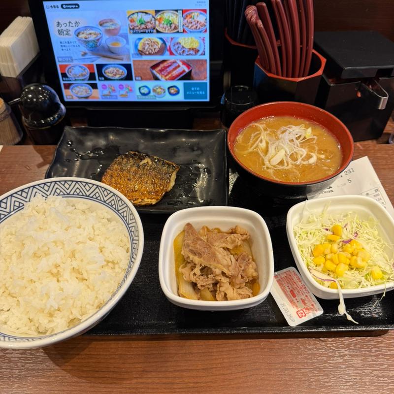 塩さば牛小鉢定食　ご飯大盛　豚汁変更(吉野家 浅草駅前店)