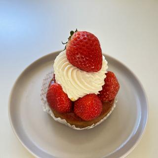 いちごタルト(パティスリーハヤトヤマダ)