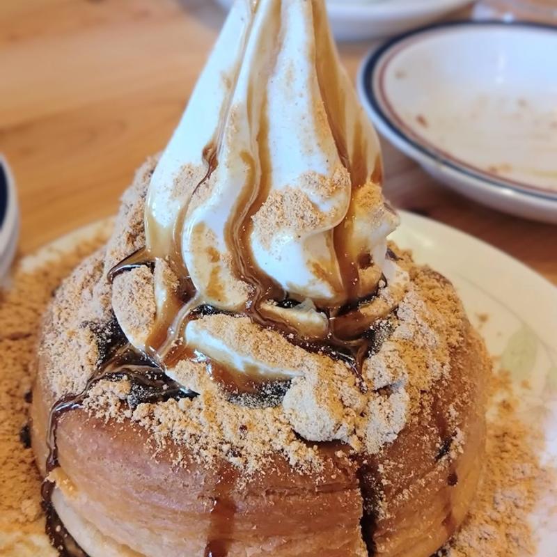 シロノワール桔梗信玄餅(コメダ珈琲店 川崎武蔵中原店)