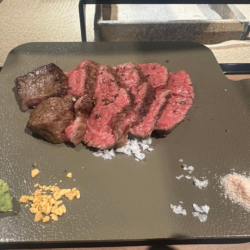 飛騨牛ランプステーキ(囲炉裡)