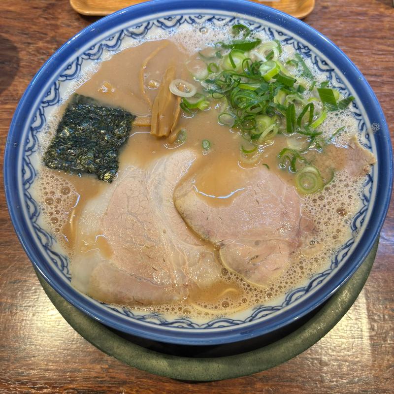 本博多(博多とんこつ 天神旗)