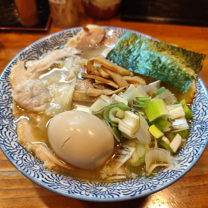 特製生姜塩 チャーシュー ネギ(らぁ麺あり澤)