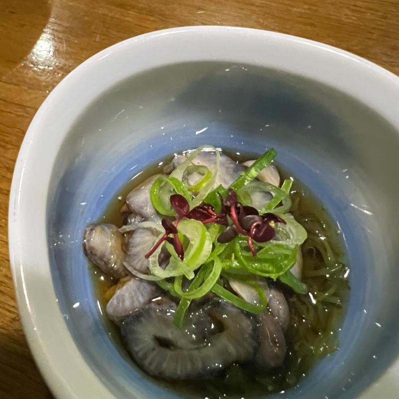 ナマコとめかぶ(よもぎ)