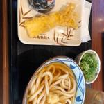 かけうどん　梅おにぎり　いか天(丸亀製麺 足利店 )
